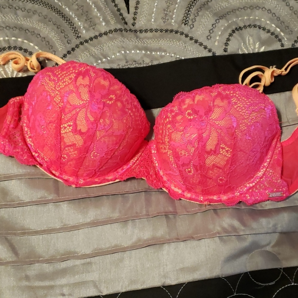 PINK Bra